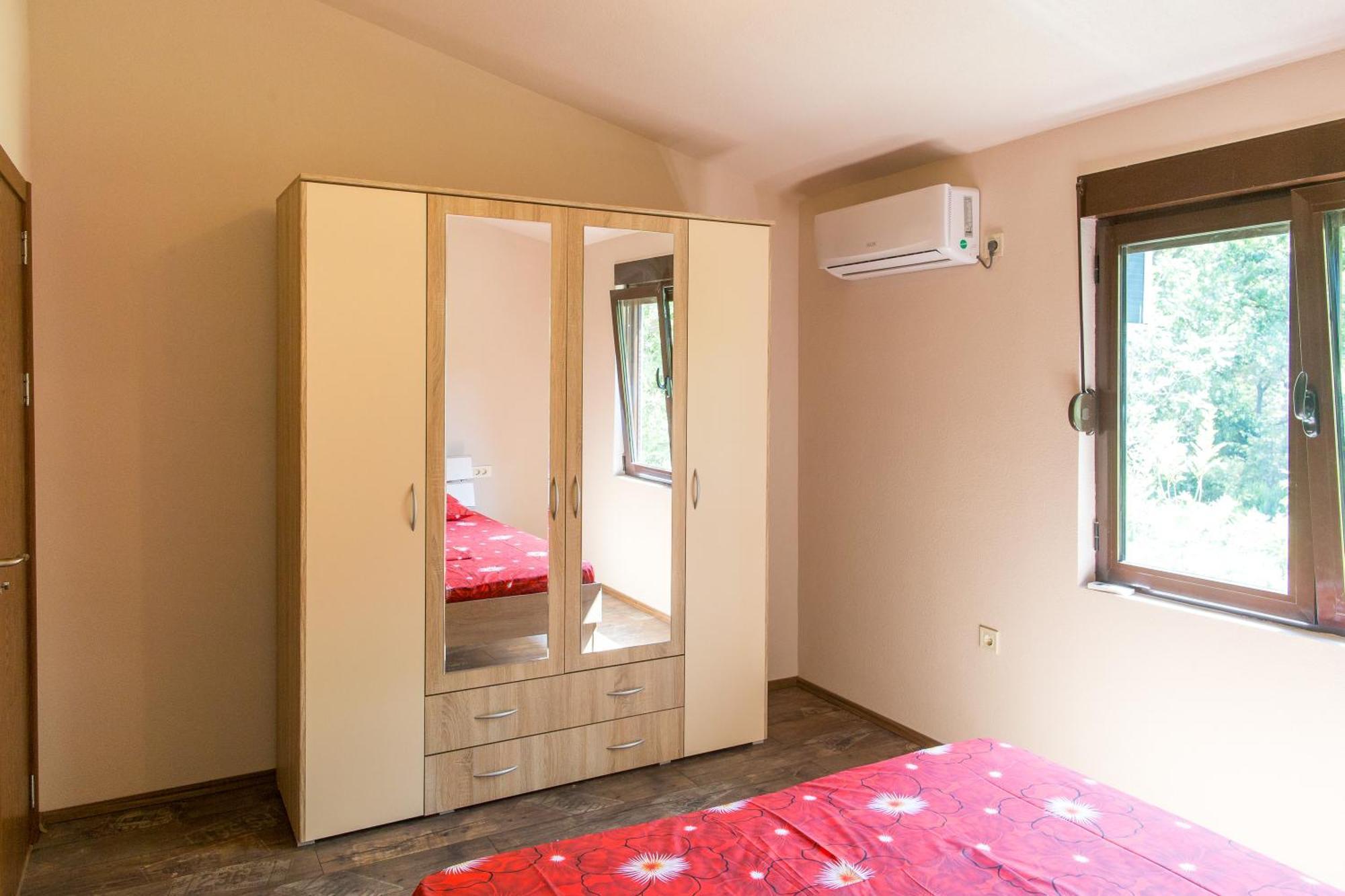 Apartment Bambo Tre Sorrele Cattaro Esterno foto